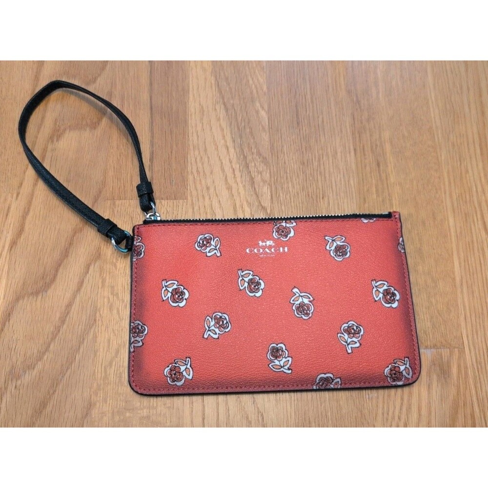 NWOT COACH  Woman’s Small Sienna Rose Print Wristlet Wallet Bag